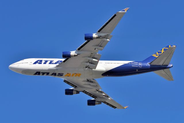 Boeing 747-400 (N480MC) - 5-R departure on 04-30-21