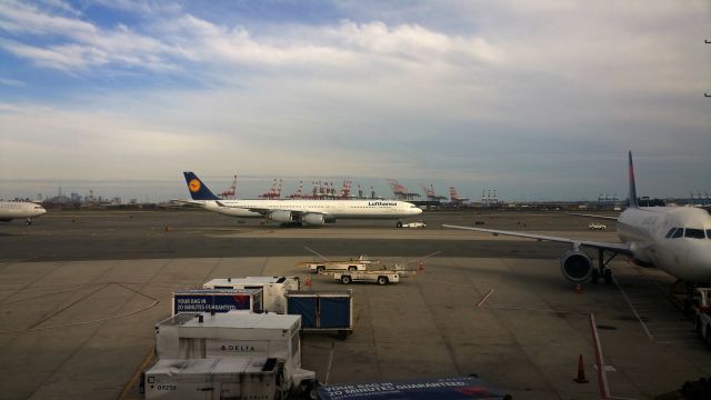 Airbus A340-600 (D-AIHA) - At Newark