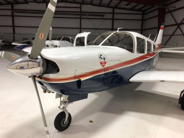 Piper Saratoga (N976WB)