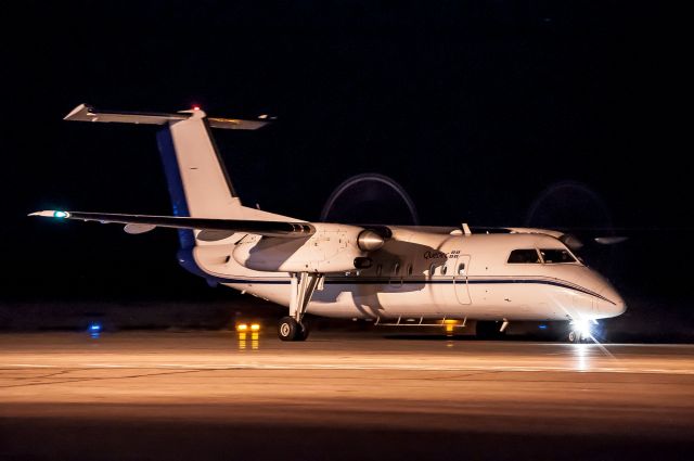 de Havilland Dash 8-200 (C-GQBT)