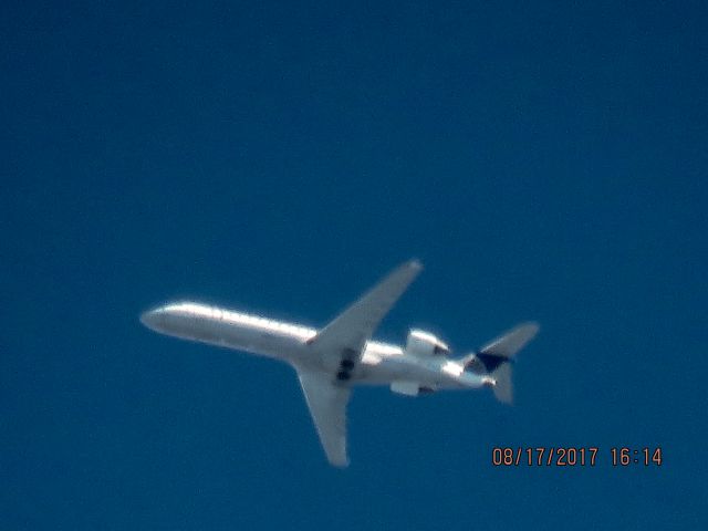 Canadair Regional Jet CRJ-700 (N156GJ)