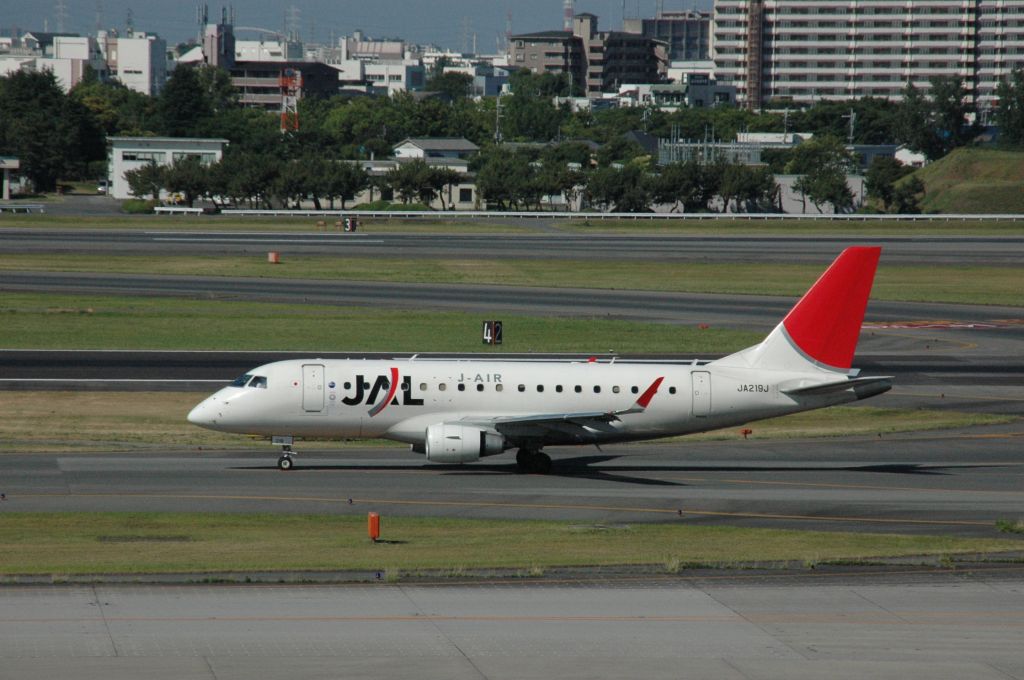 Embraer 170/175 (JA219J)