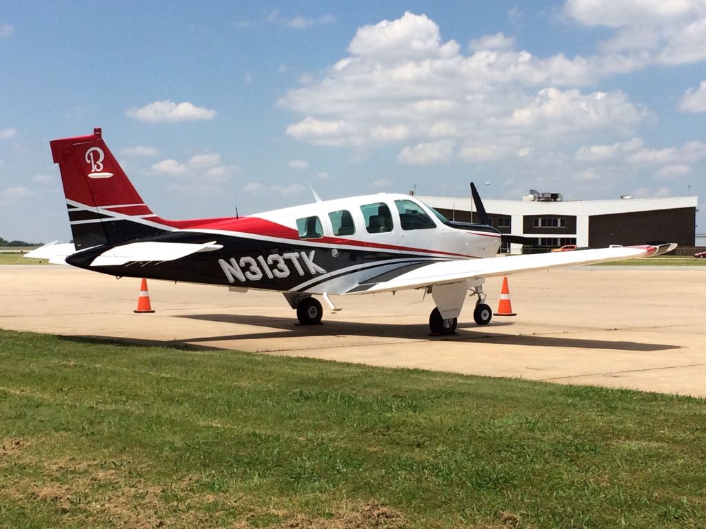 Beechcraft Bonanza (36) (N313TK)