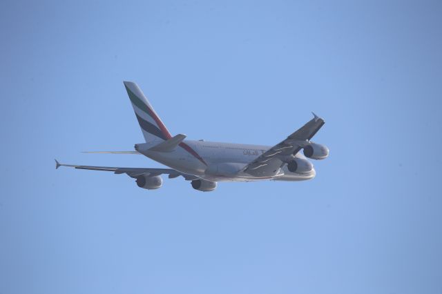 Airbus A380-800 (A6-EVM)