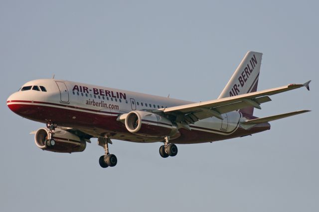 Airbus A319 (D-ABGB)