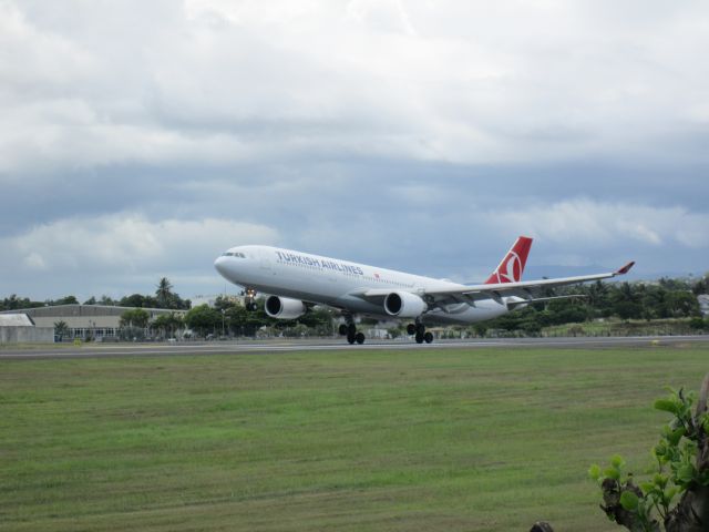 Airbus A330-300 (TC-JOG)