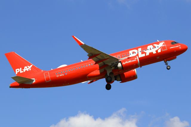 Airbus A320neo (TF-PPA)