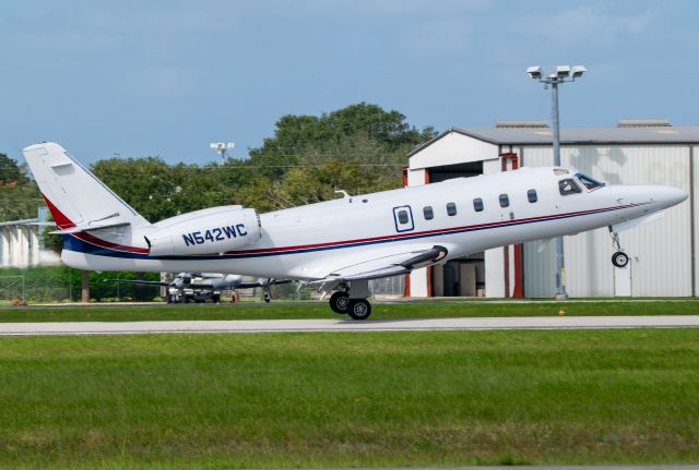 IAI Gulfstream G100 (N542WC)