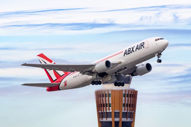 BOEING 767-200 (N312AA) - ABX Air 767-200 taking off from PHX on 12/6/22. Taken with a Canon R7 and Tamron 70-200 G2 lens.