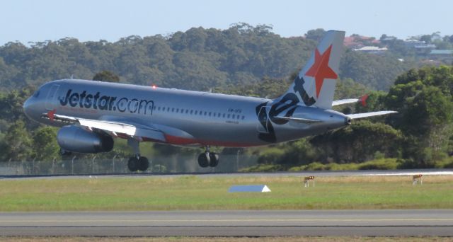 Airbus A320 (VH-VFH)