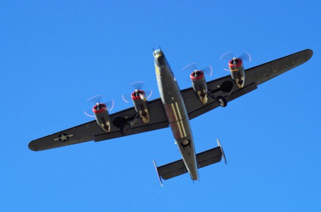 Consolidated B-24 Liberator (N224J)