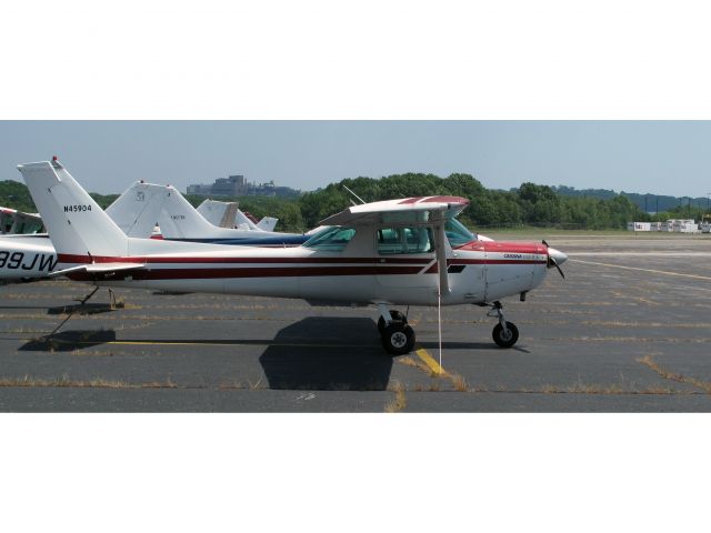 Cessna 152 (N45904)