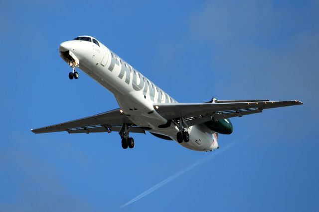 Embraer ERJ-135 (N267SK) - Frontier Embraer 145LR  landing at Nashville with another aircraft high above