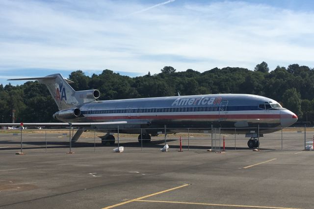 BOEING 727-200 (N874AA)