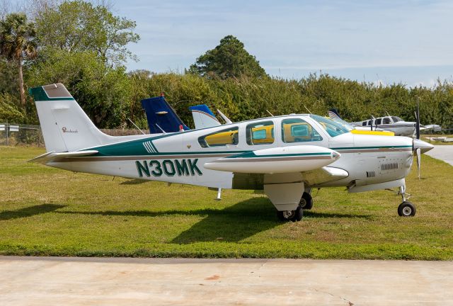 Beechcraft Bonanza (33) (N30MK)