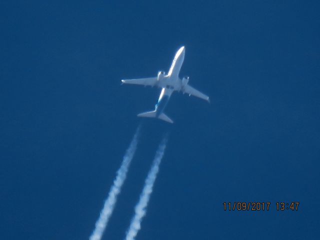 Boeing 737-800 (N556AS)