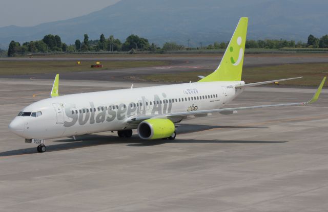 Boeing 737-700 (JA803X)