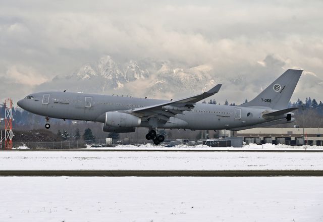 Airbus A330-200 (T058) - Bringing in veterans for the Invictus Games to be held Feb 8-16.