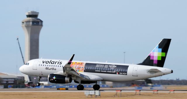 Airbus A320 (XA-VOY)