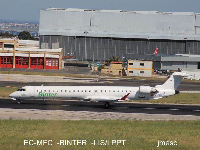 Canadair Regional Jet CRJ-900 (EC-MFC)