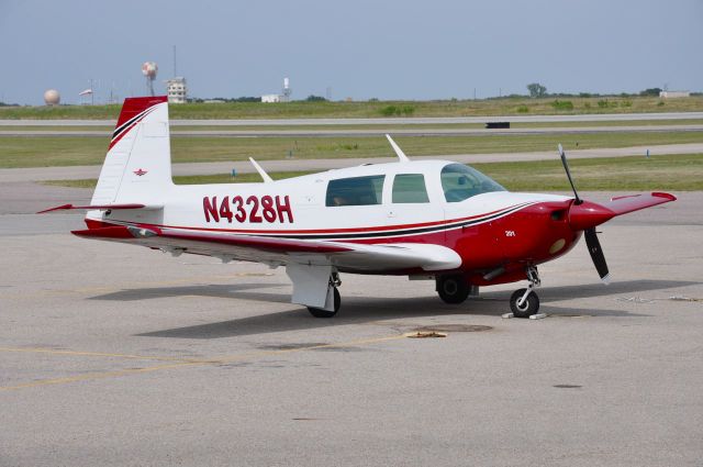 Mooney M-20J (N4328H)