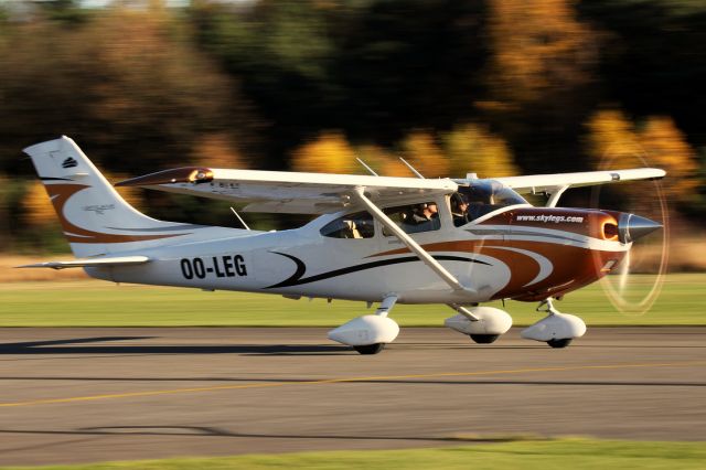 Cessna Skylane RG (OO-LEG)