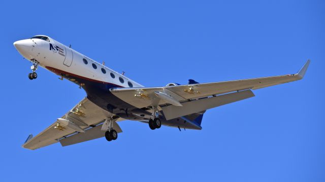 Gulfstream Aerospace Gulfstream V (N677F) - National Science Foundation Gulfstream G-V on final for RWY 17L at Colorado Springs Airport