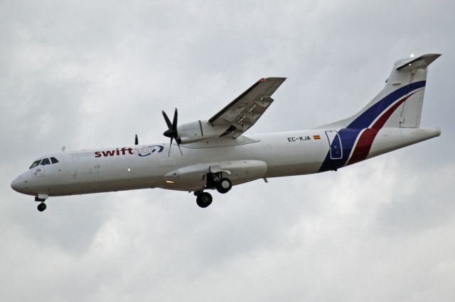 ATR ATR-72 (EC-KJA)