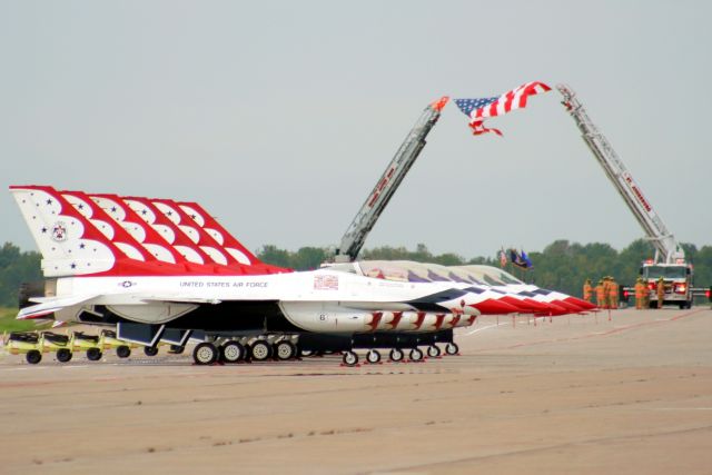 — — - The 2011 USAF Thunderbird Team on the flight line  during the memorial services of 9/11.