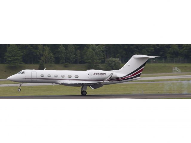 Gulfstream Aerospace Gulfstream IV (N450QS) - Landing RW34.