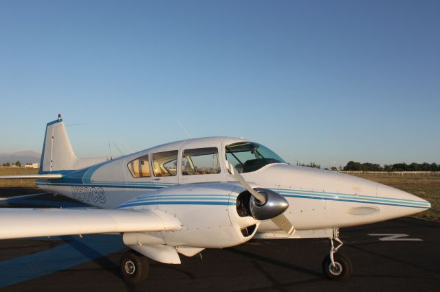 Piper Apache (N50CS)