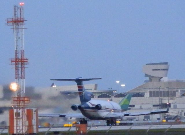 BOEING 727-200 (N395AJ)
