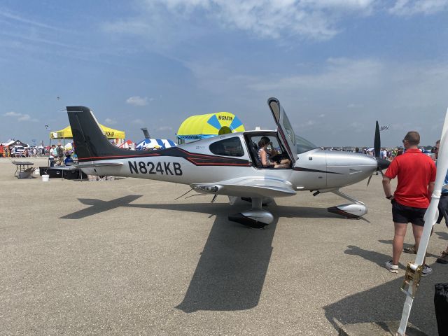 Cirrus SR-22 (N824KB) - Date Taken: Saturday, June 22, 2024br /br /From the 2024 Dayton Air Show, starring the U.S. Navy Blue Angels!