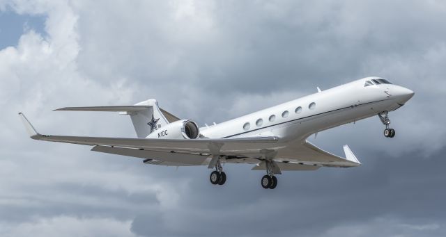 Gulfstream Aerospace Gulfstream V (N1DC)