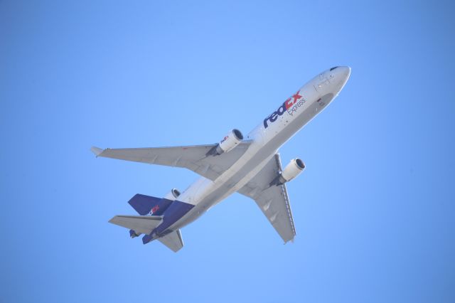 Boeing MD-11 (N584FE)