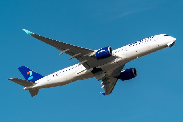 Airbus A350-900 (EC-NOI)