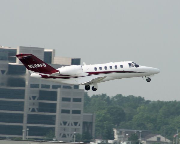 Cessna Citation CJ2+ (N586FD)