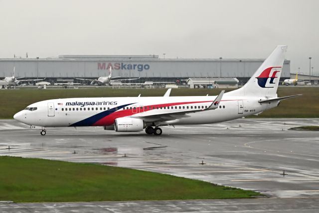 Boeing 737-800 (9M-MXR)