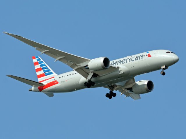 Boeing 787-8 (N880BJ)