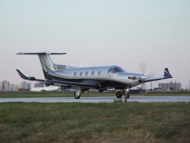 Pilatus PC-12 (C-GOGO)