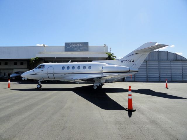 Hawker 800 (N355FA)