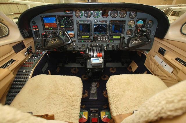 Cessna 421 (N421DE)