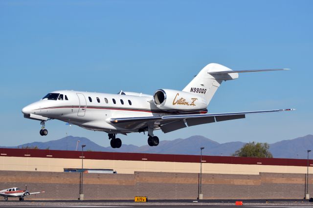 Cessna Citation X (EJA990) - Arriving from Dallas