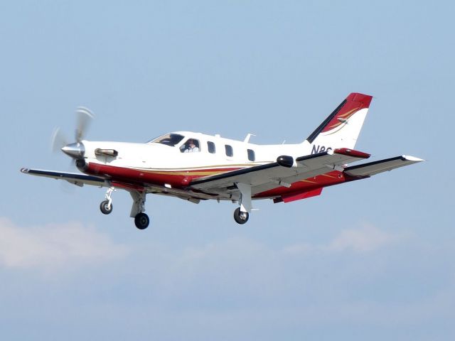 Socata TBM-700 (N898UT)