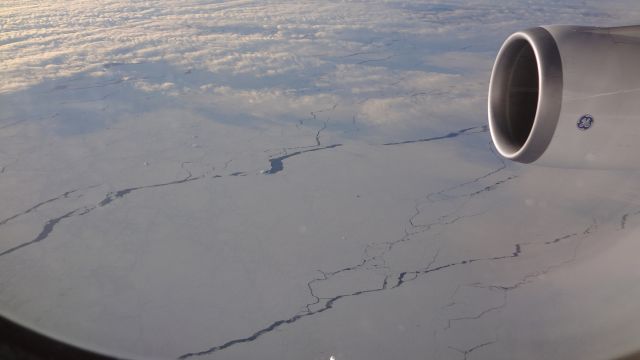 Boeing 747-200 — - Antarctic - en route from Santiago to Sydney - Ken Ullyett