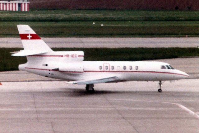 Dassault Falcon 50 (HB-IEC) - Seen here on 9-May-88.br /br /Exported to Cayman Islands 12-Jun-96 as VR-CLD,br /reregistered VP-CLD 1-Jul-97,br /then F-GOGL 1-Apr-98,br /exported to Bermuda 11-Jun-99 as VP-BCD,br /reregistered F-GUDP 12-Jul-99,br /then N134FJ 5-Nov-99,br /then F-GOCT 13-Apr-01,br /then F-HALM 11-Aug-03,br /then N134CJ 31-Dec-18.