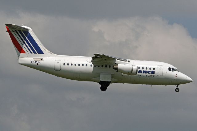 Avro Avroliner (RJ-85) (EI-RJJ) - "Air France" livery