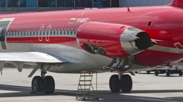McDonnell Douglas MD-80 (YV-485T)