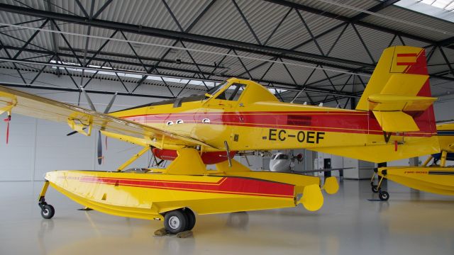 Air Tractor AT-802 (EC-OEF) - Guest