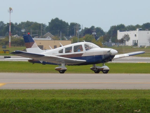 Piper Cherokee (C-GSLM)
